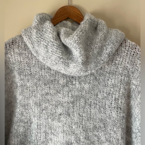 Newbury Kustom Cowl Neck Sweater Size Small - Picture 3 of 7